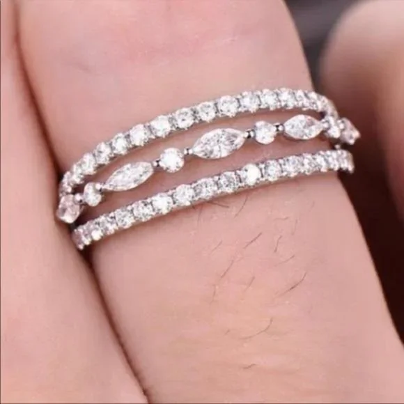 NEW 4.1 CT 925 STERLING SILVER DIAMOND RING - Picture 4 of 4